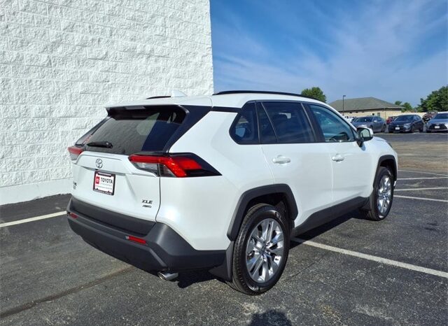 
 Toyota RAV4 full									