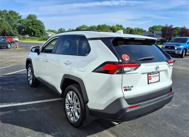 
 Toyota RAV4 full									