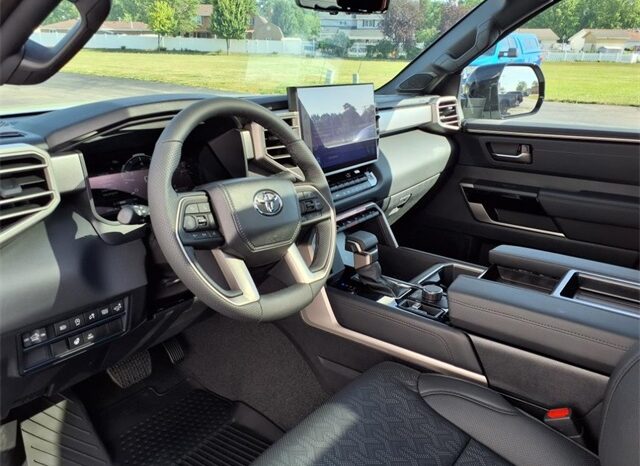 
 Toyota Tundra full									