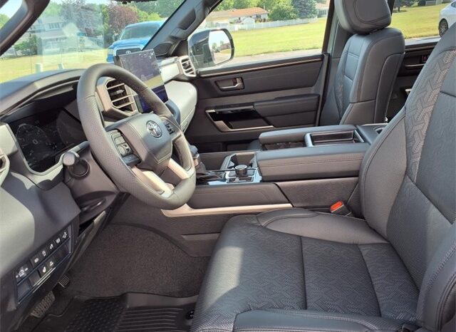 
 Toyota Tundra full									