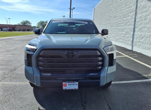 
 Toyota Tundra full									