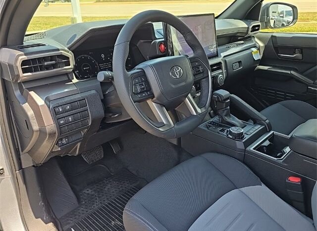 
 Toyota Tacoma full									