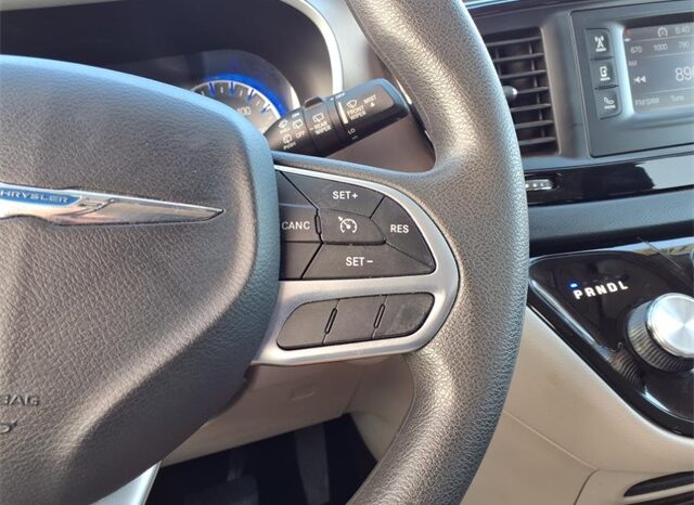 
 Chrysler Pacifica full									
