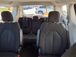 
 Chrysler Pacifica full									