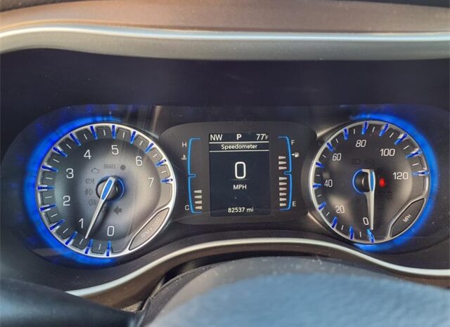 
 Chrysler Pacifica full									