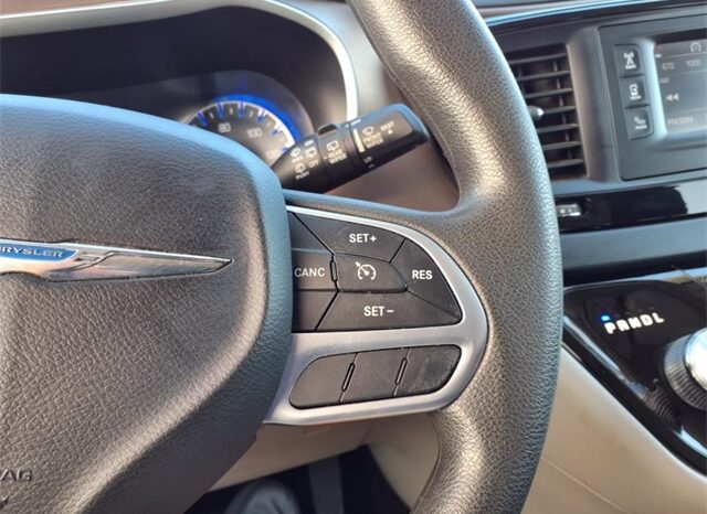 
 Chrysler Pacifica full									