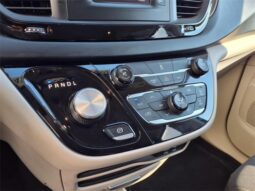 
 Chrysler Pacifica full									