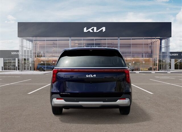 
 Kia Carnival full									