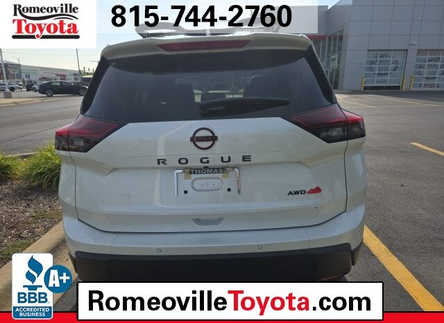 
 Nissan Rogue full									