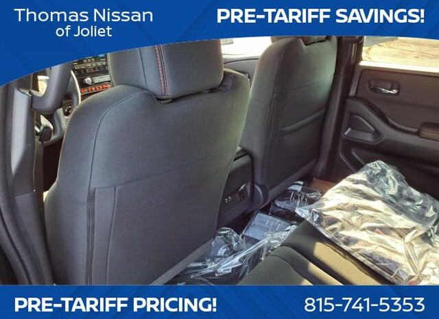 
 Nissan Frontier full									