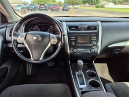 
										Nissan Altima full									
