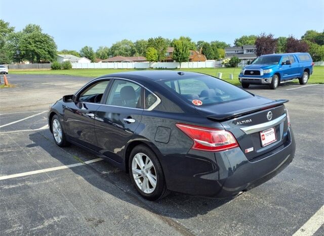 
								Nissan Altima full									