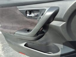 
										Nissan Altima full									