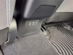 
 Toyota Prius full									