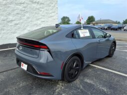 
 Toyota Prius full									