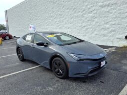 
 Toyota Prius full									