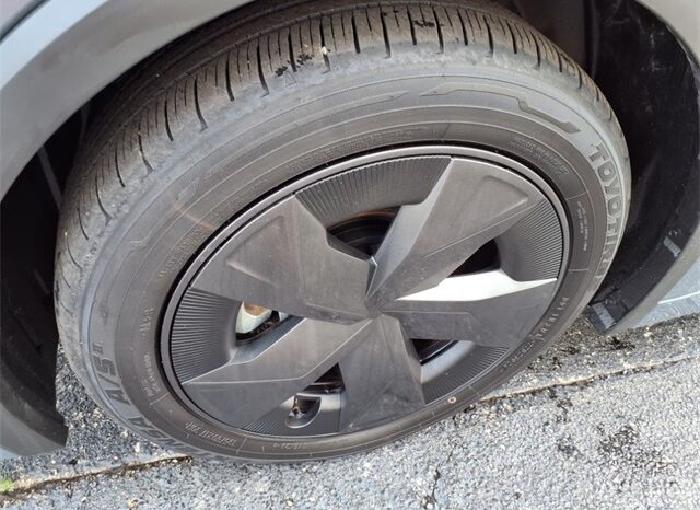 
 Toyota Prius full									