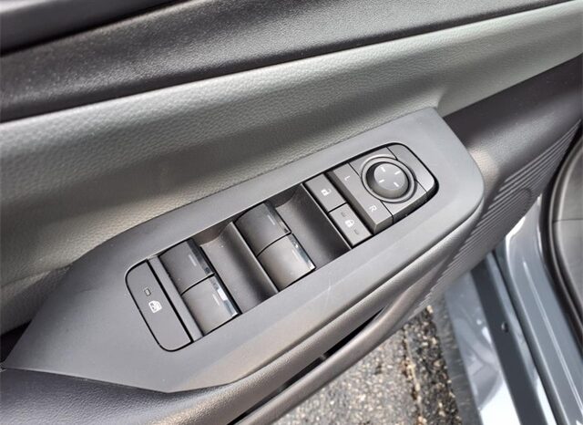 
 Toyota Prius full									