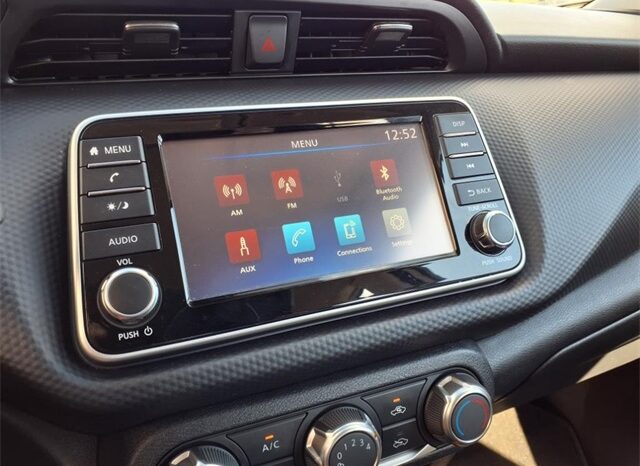 
 Nissan Kicks full									