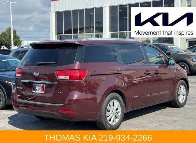 
								Kia Sedona full									