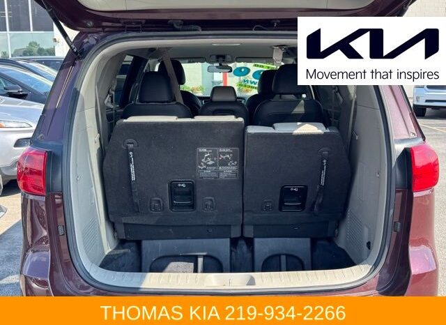 
								Kia Sedona full									