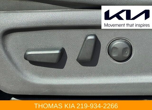 
								Kia Sedona full									