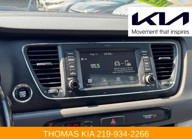 
								Kia Sedona full									