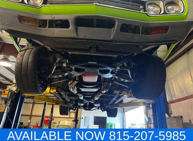 
 Plymouth Road Runner(satelite) full									