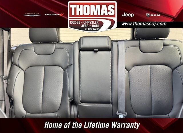 
								Jeep Grand Cherokee full									
