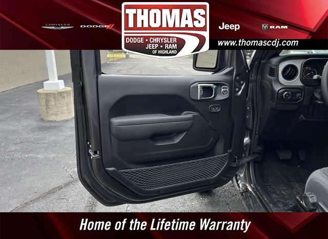 
								Jeep Wrangler full									