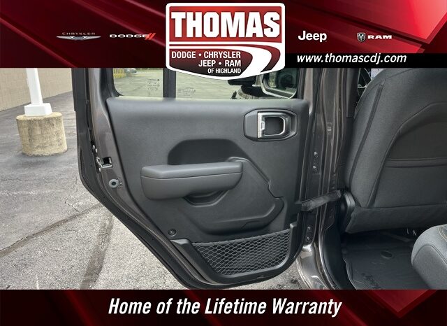 
								Jeep Wrangler full									