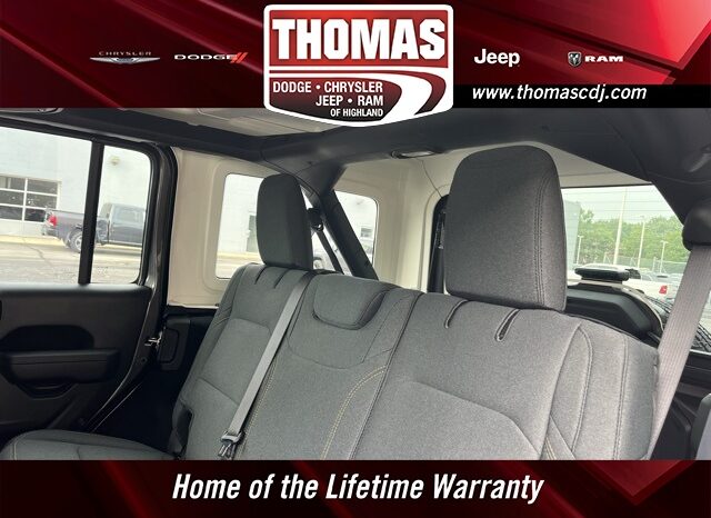 
								Jeep Wrangler full									