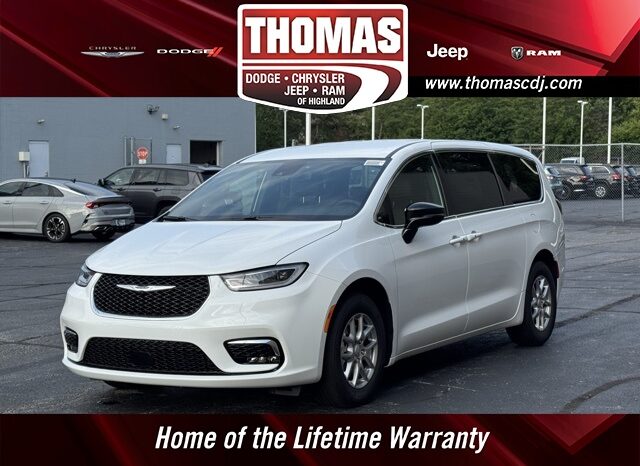 
								Chrysler Pacifica full									