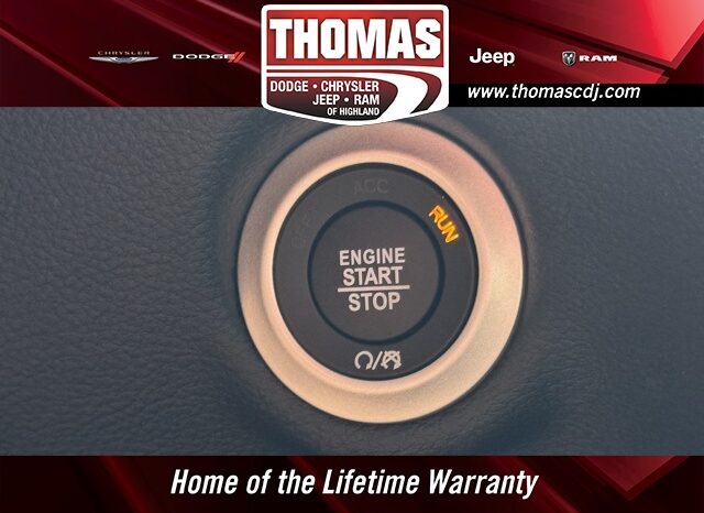 
								Chrysler Pacifica full									