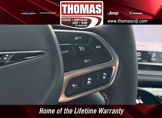 
								Chrysler Pacifica full									