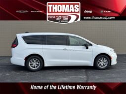 
										Chrysler Pacifica full									