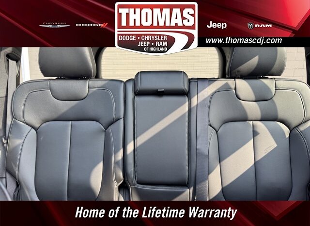 
								Jeep Grand Cherokee full									