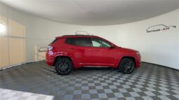 
										Jeep Compass full									