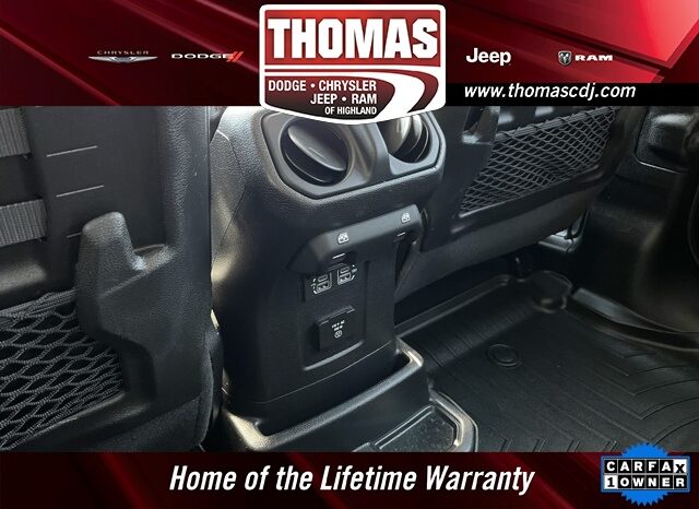 
								Jeep Wrangler full									