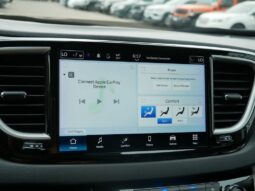 
										Chrysler Pacifica full									