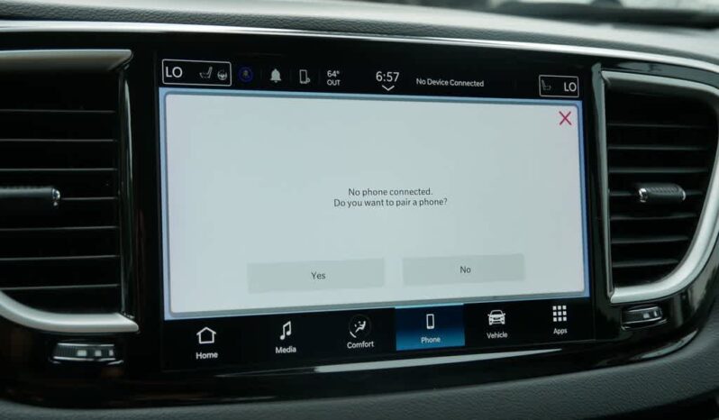 
								Chrysler Pacifica full									