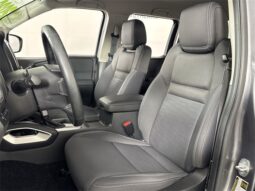 
										Nissan Frontier full									