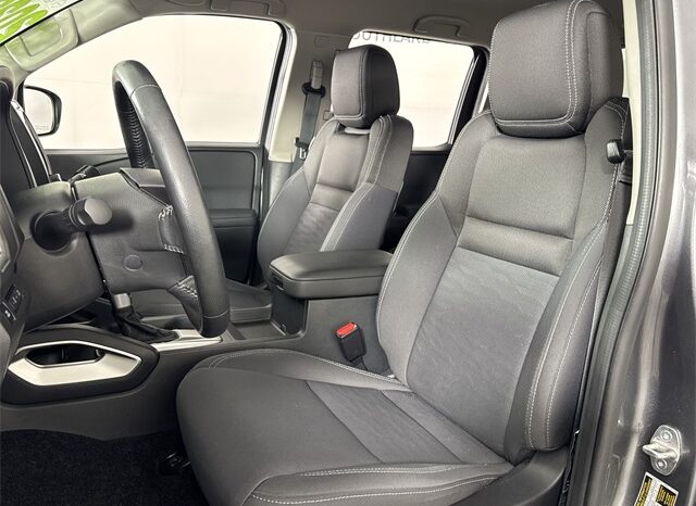 
								Nissan Frontier full									