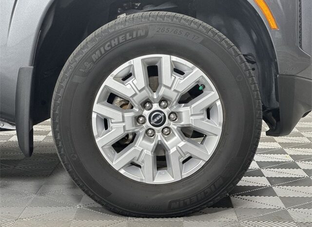 
								Nissan Frontier full									