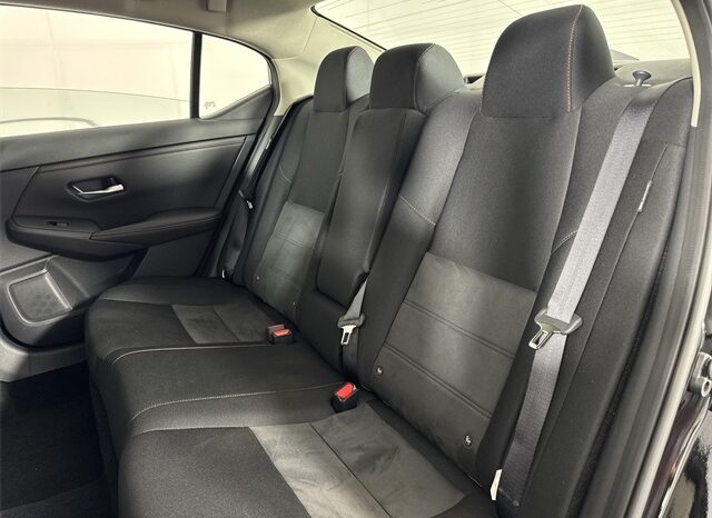 
								Nissan Sentra full									