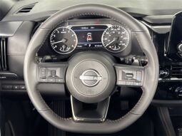 
										Nissan Pathfinder full									