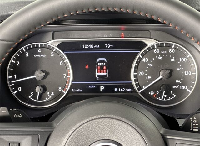 
								Nissan Pathfinder full									