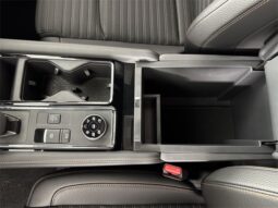 
										Nissan Pathfinder full									