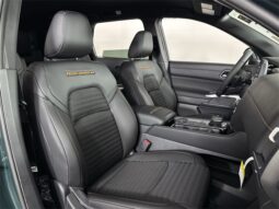 
										Nissan Pathfinder full									
