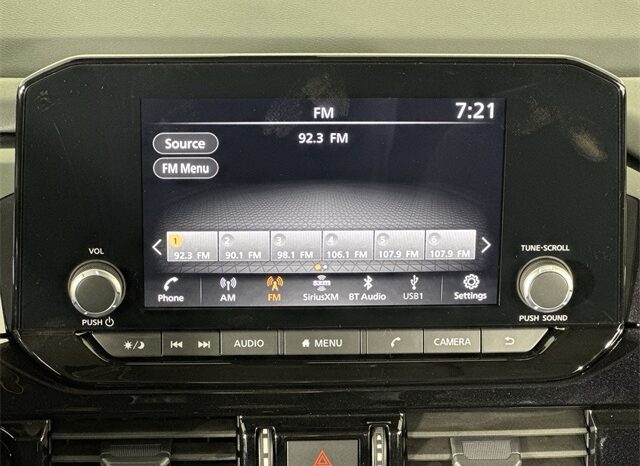 
								Nissan Pathfinder full									